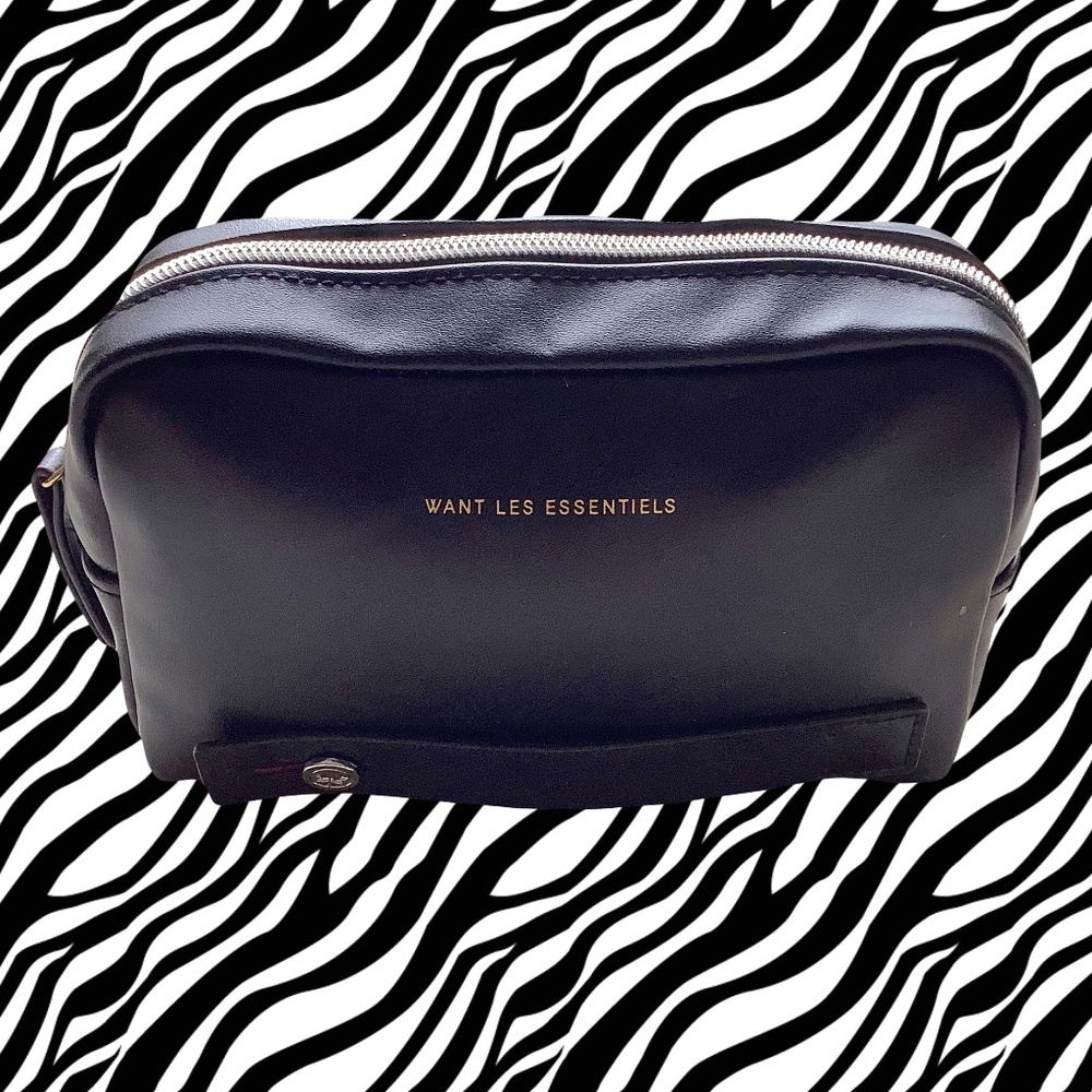 🇨🇦 WANT LES ESSENTIELS Black Toiletry Bag ⚜️